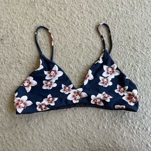 🌺ACACIA BIKINI TOP 🌺